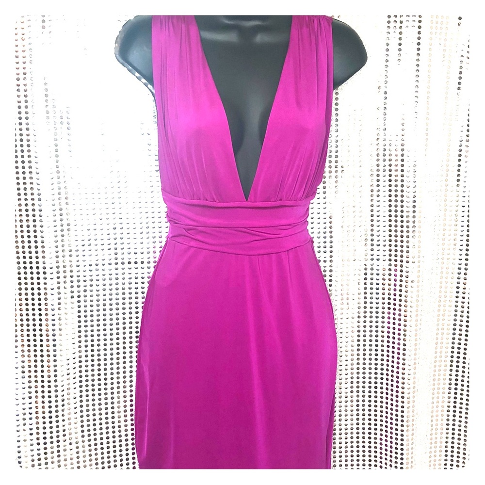 (NWT) #LoveCulture Deep V Cross Back Dress 💜